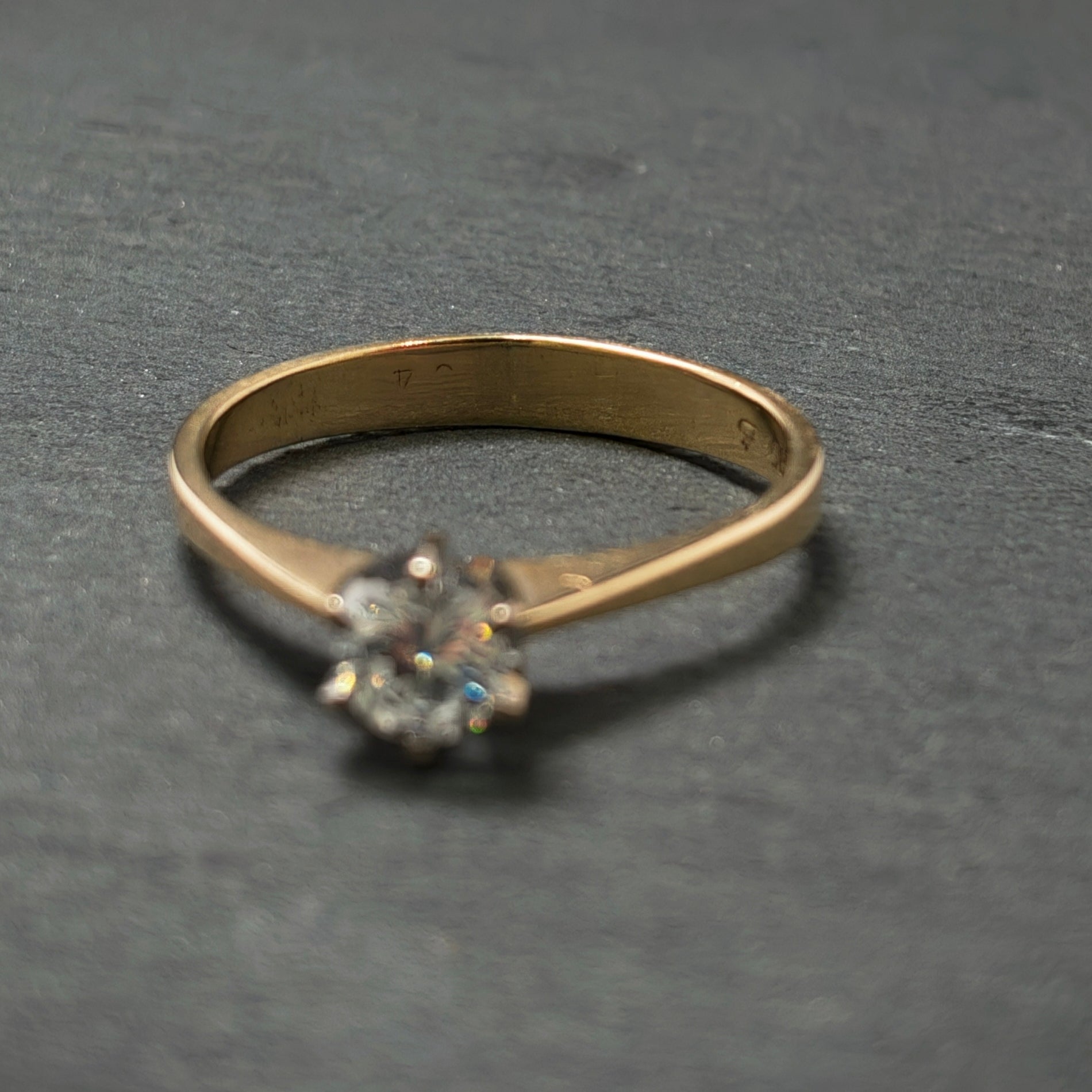 Ring 585/- Gelb- und Weißgold mit 1 Brillant