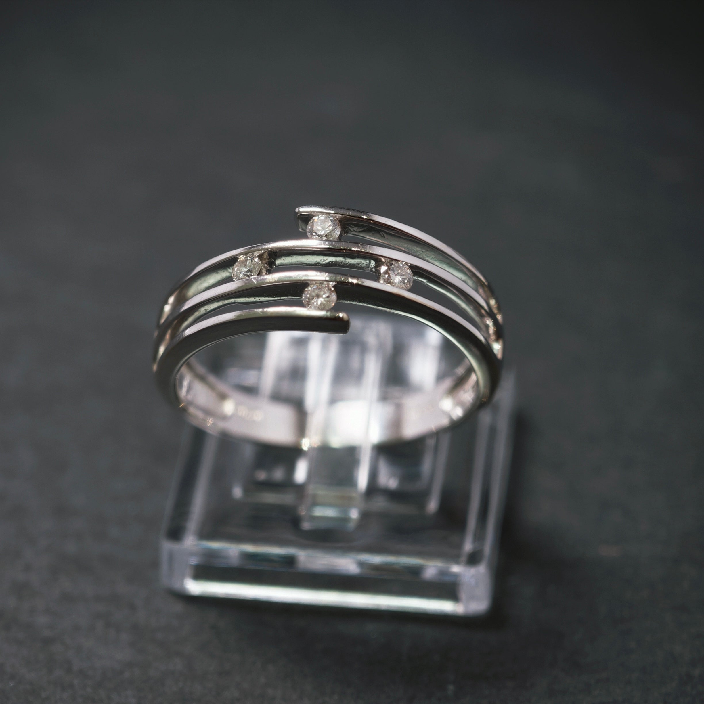 Ring 585/- Weißgold mit 4 Brillanten