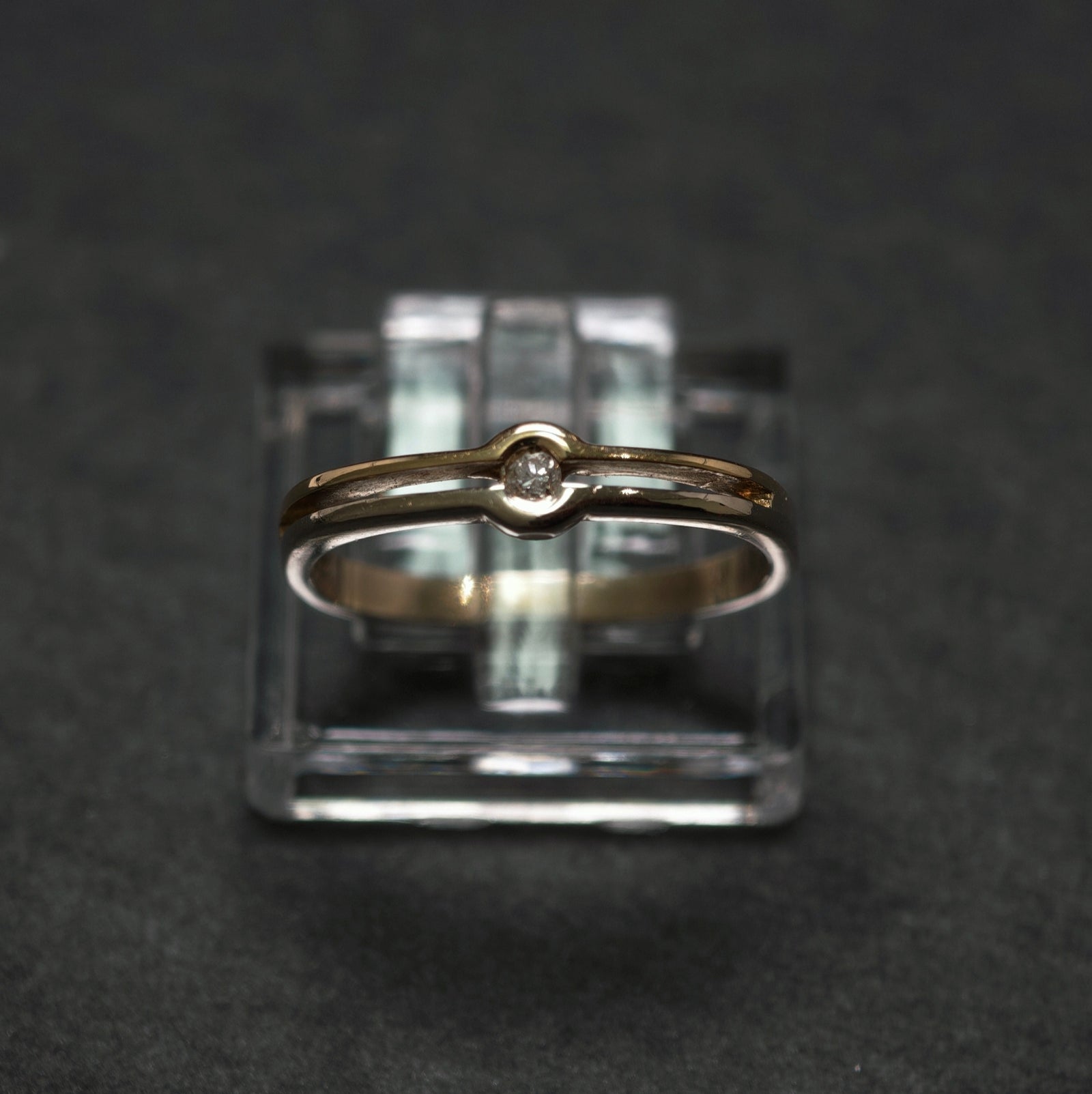 Ring 585/- Gelb- und Weißgold mit 1 Brillant