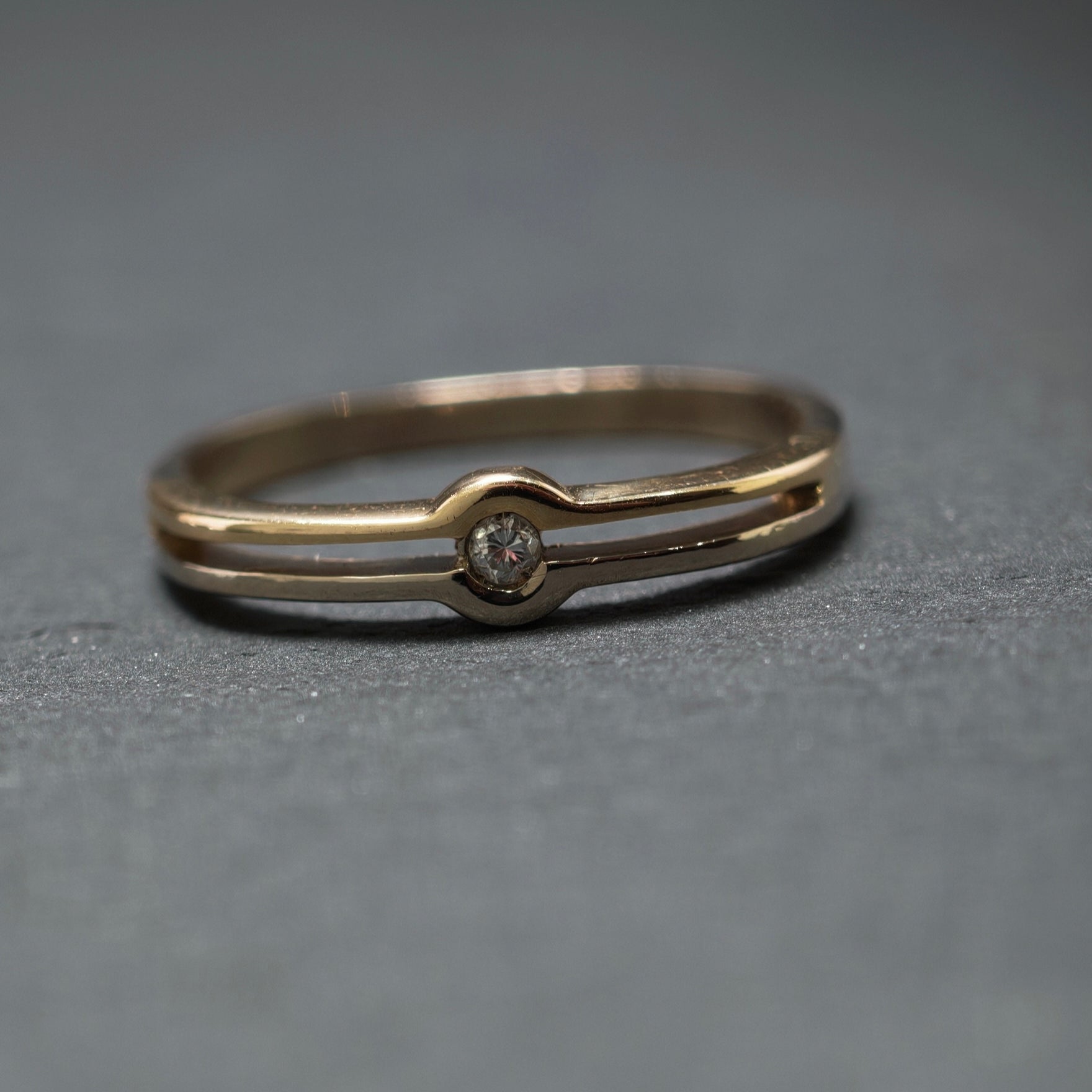 Ring 585/- Gelb- und Weißgold mit 1 Brillant