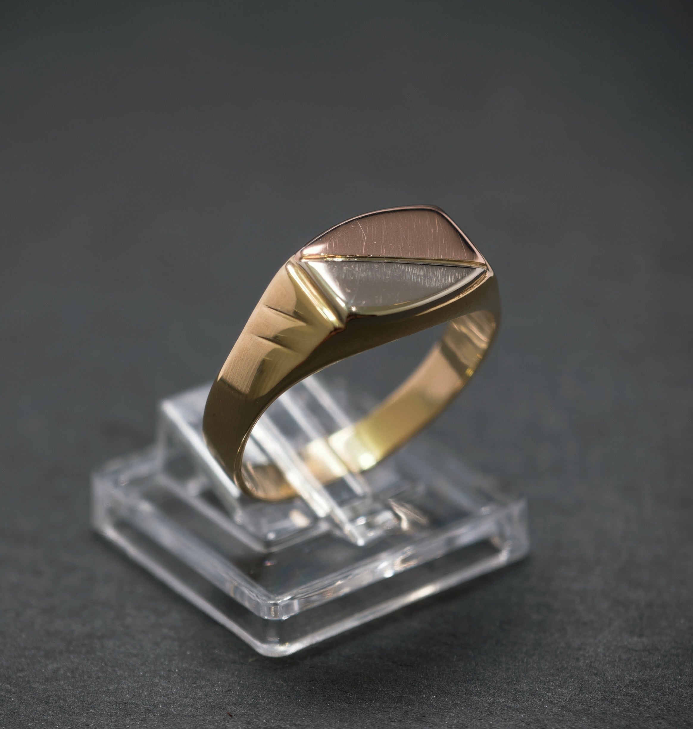 Ring 585/- Gelb- Rot- und Weißgold