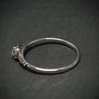 Ring 585/- Weißgold mit 18 Brillanten