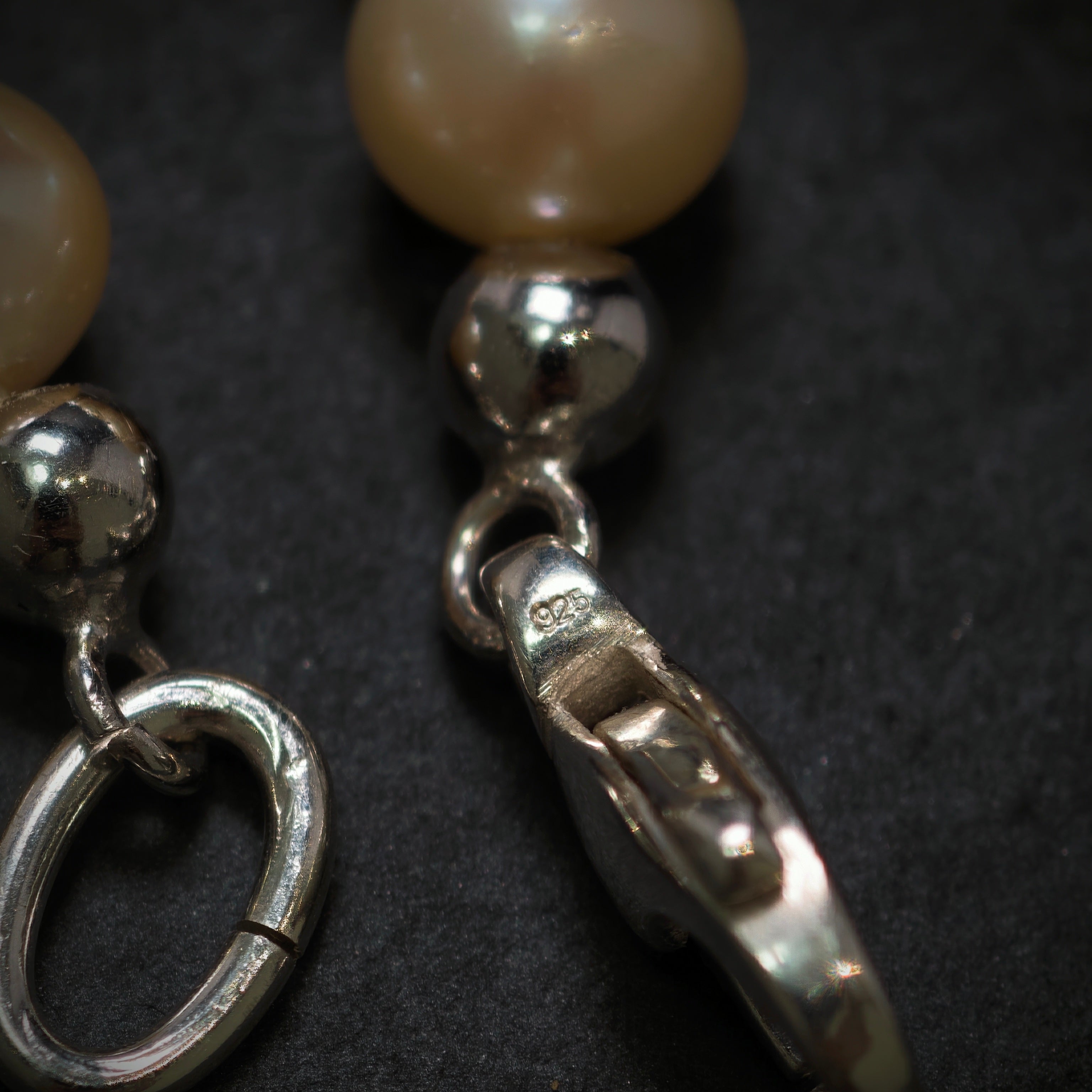 Perlkette mit 57 Süßwasserperlen