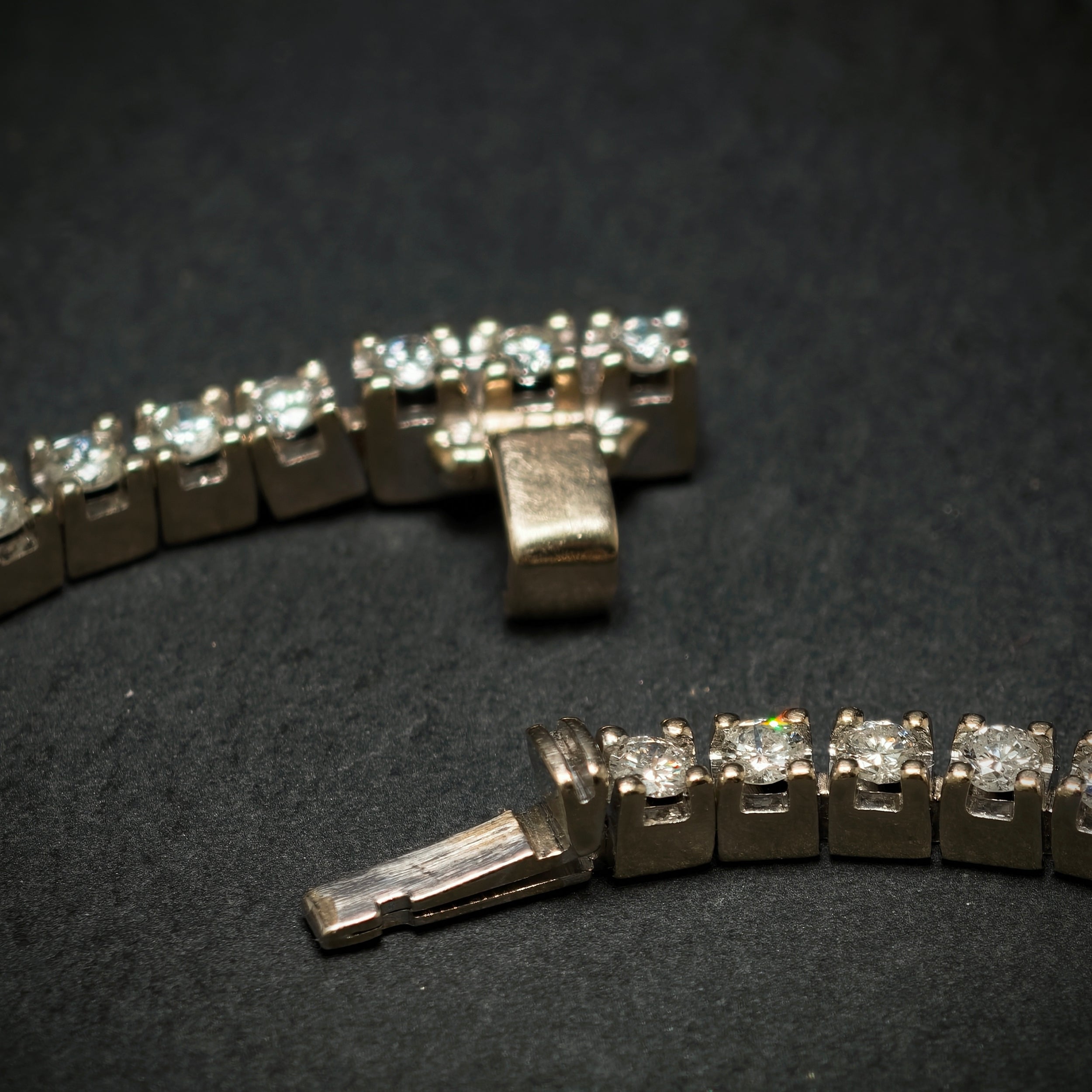 Riverarmband 750/- Weißgold mit 58 Brillanten