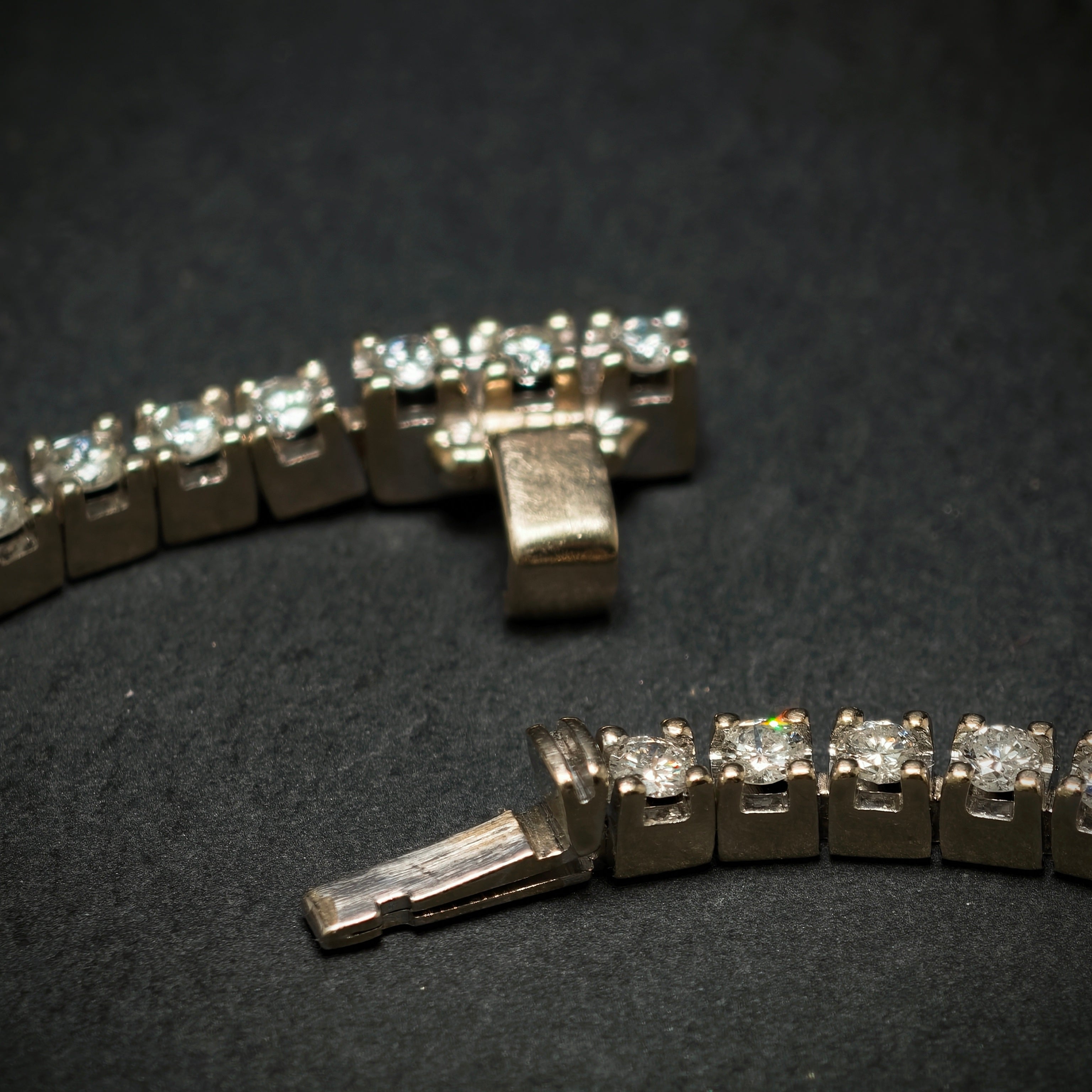 Riverarmband 750/- Weißgold mit 58 Brillanten