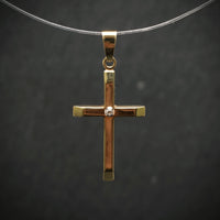 Handgefertigter Anhänger ,,Kreuz'' 585/- Gelbgold mit 1 Diamant