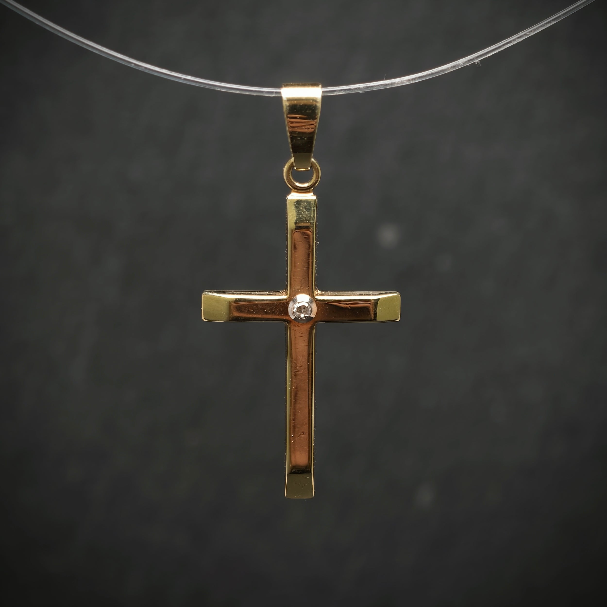 Anhänger ,,Kreuz'' 585/- Gelbgold mit 1 Diamant