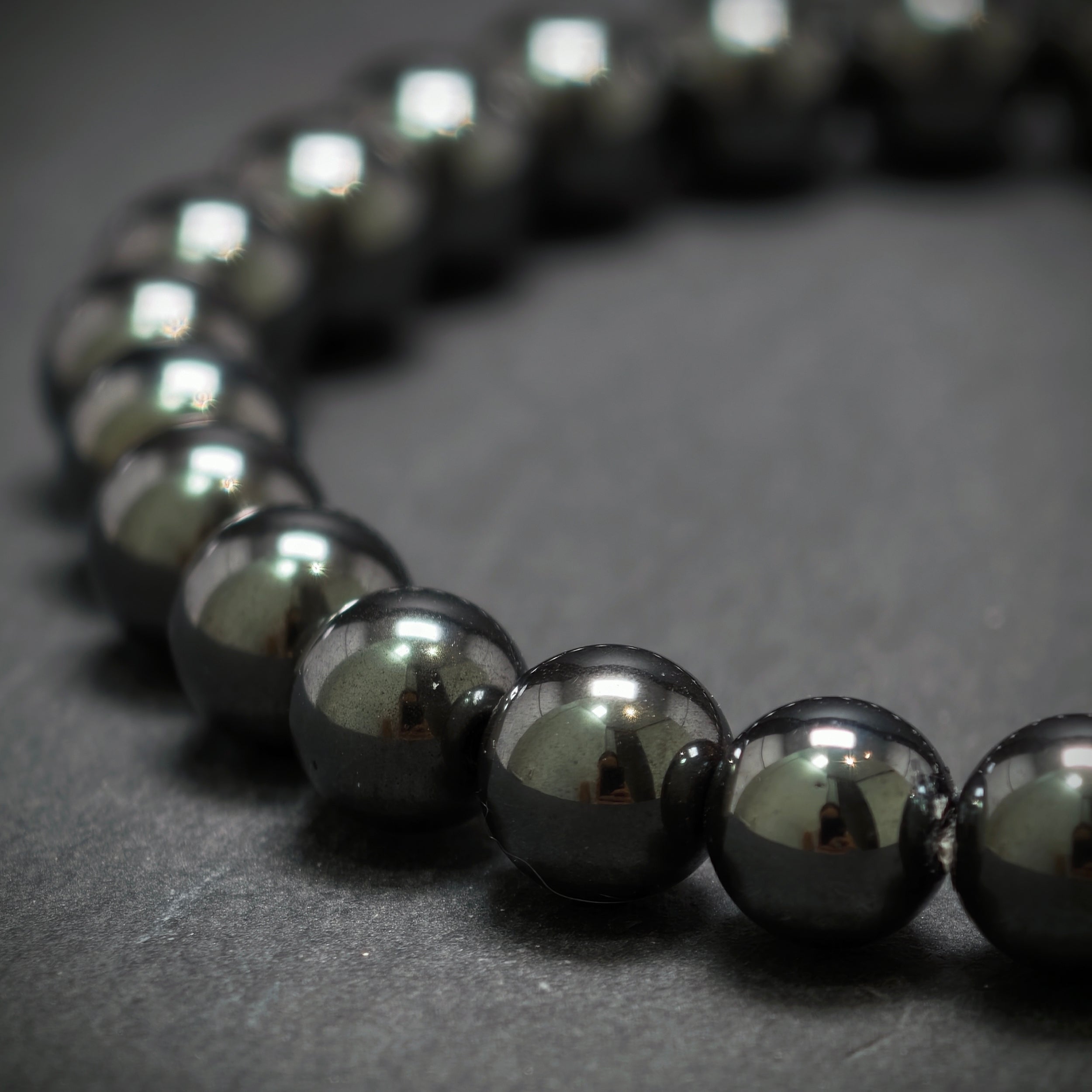 Hämatit Armband mit 30 Hämatiten