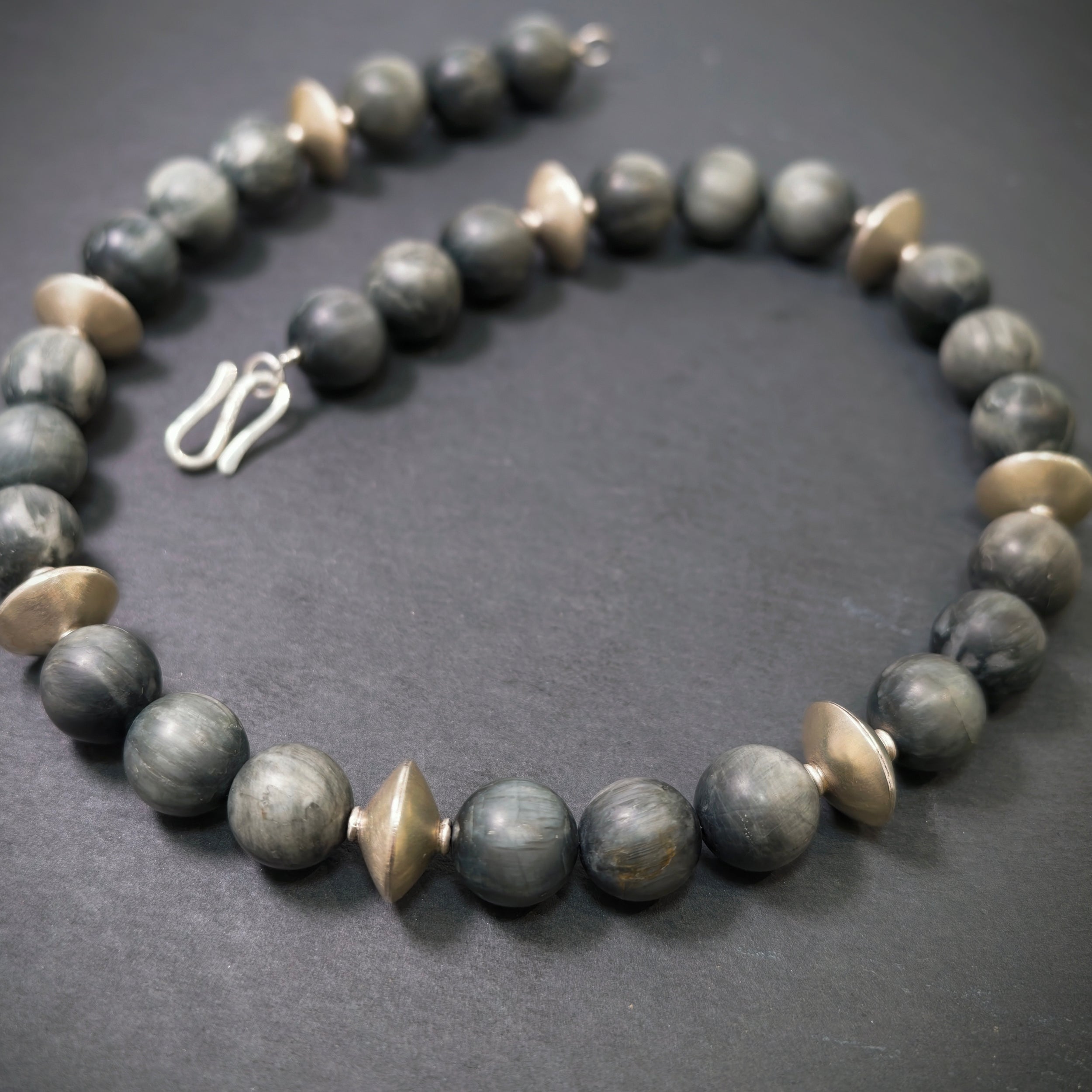 Kette 925/- Silber mit 27 Jaspissen
