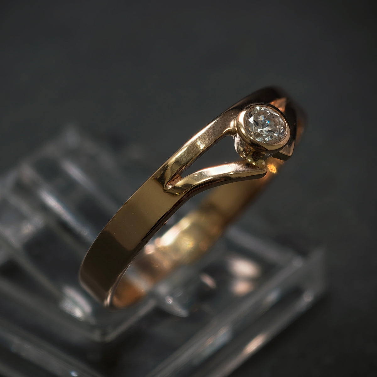 Ring 585/- Gelbgold mit 1 Zirkonia