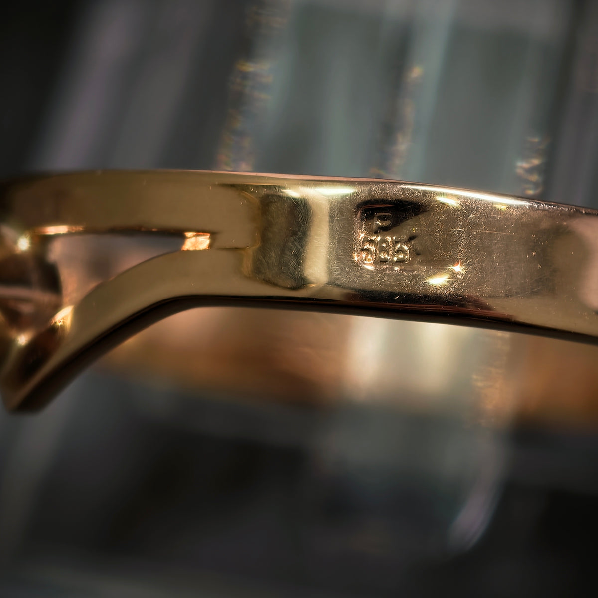 Ring 585/- Gelbgold mit 1 Zirkonia