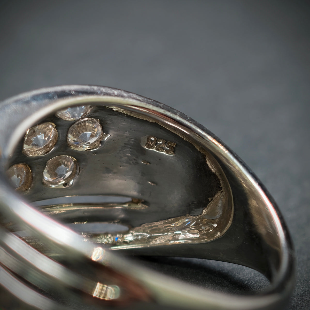 Ring 925/- Silber mit 25 Zirkonias