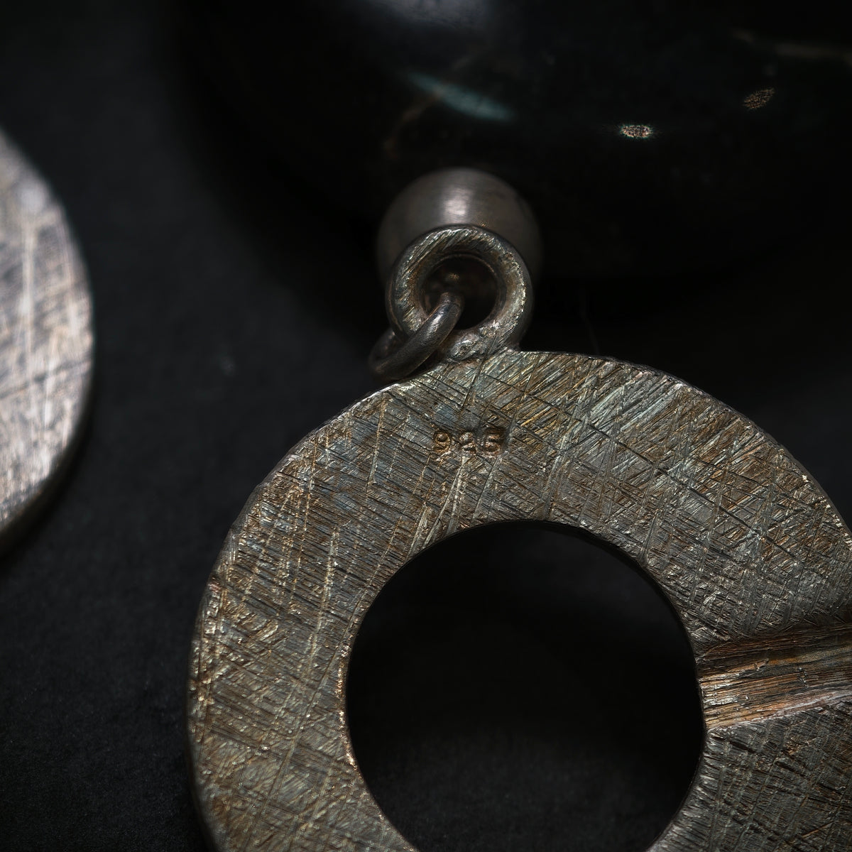 Handgefertigte Kette 925/- Silber mit 16 Falkenaugen