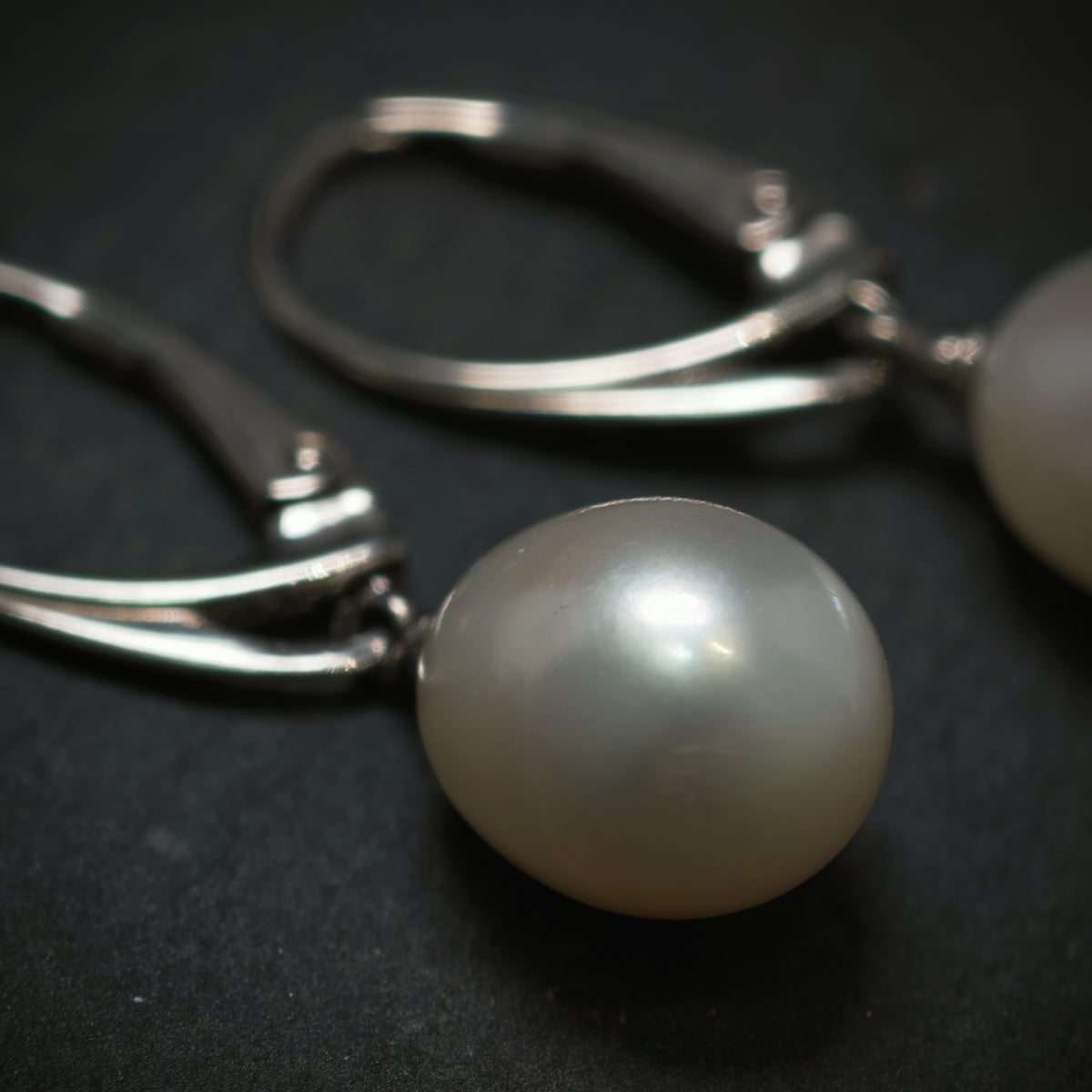 Handgefertigte Ohrringe 925/- Silber mit 2 Süßwasserperlen