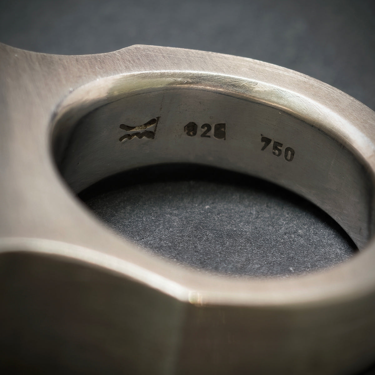 Handgefertigter Ring 750/- Gelbgold 925/- Silber mit 1 Lapis Lazuli
