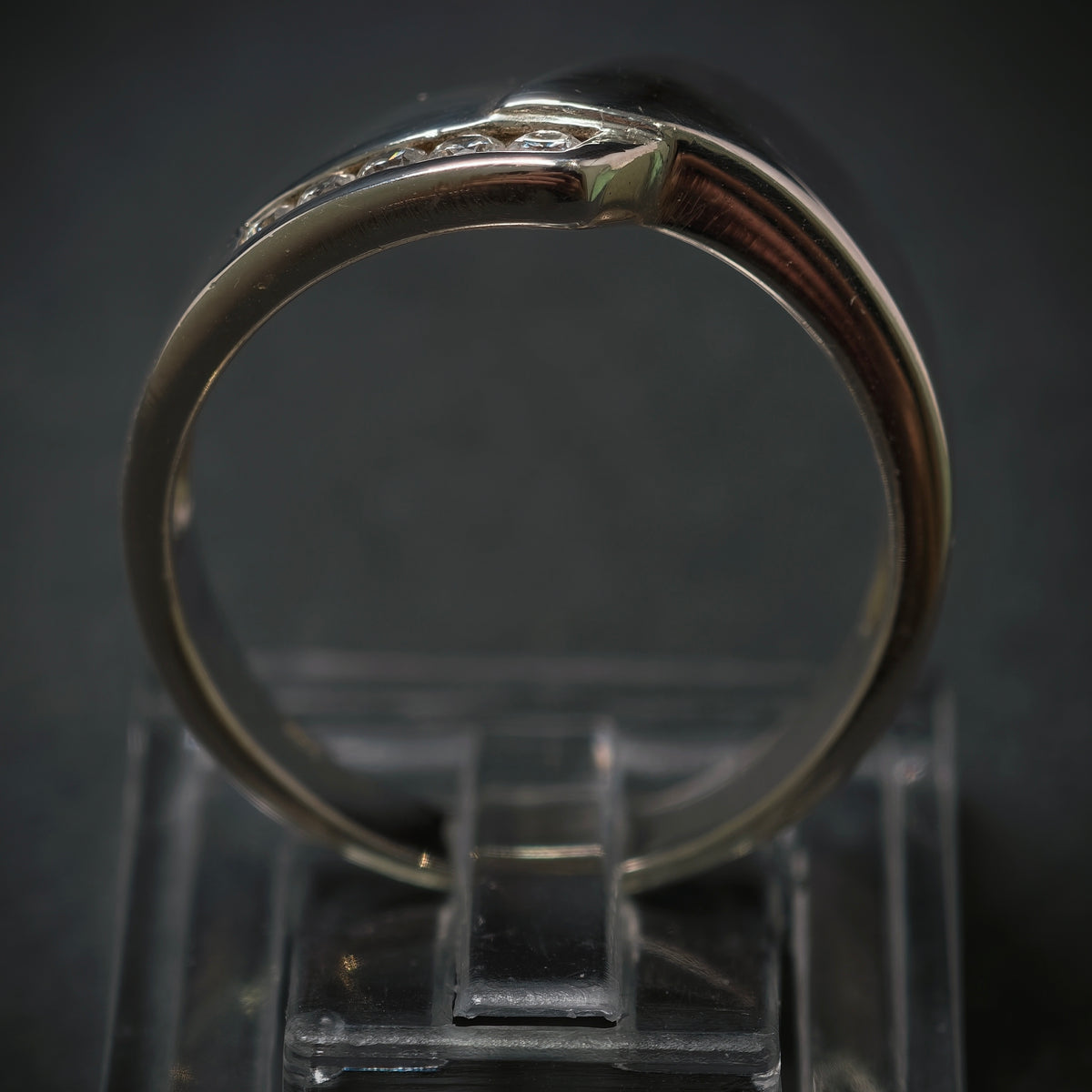 Ring 925/- Silber mit 5 Zirkonias
