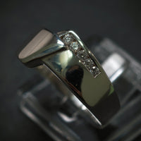 Ring 925/- Silber mit 5 Zirkonias