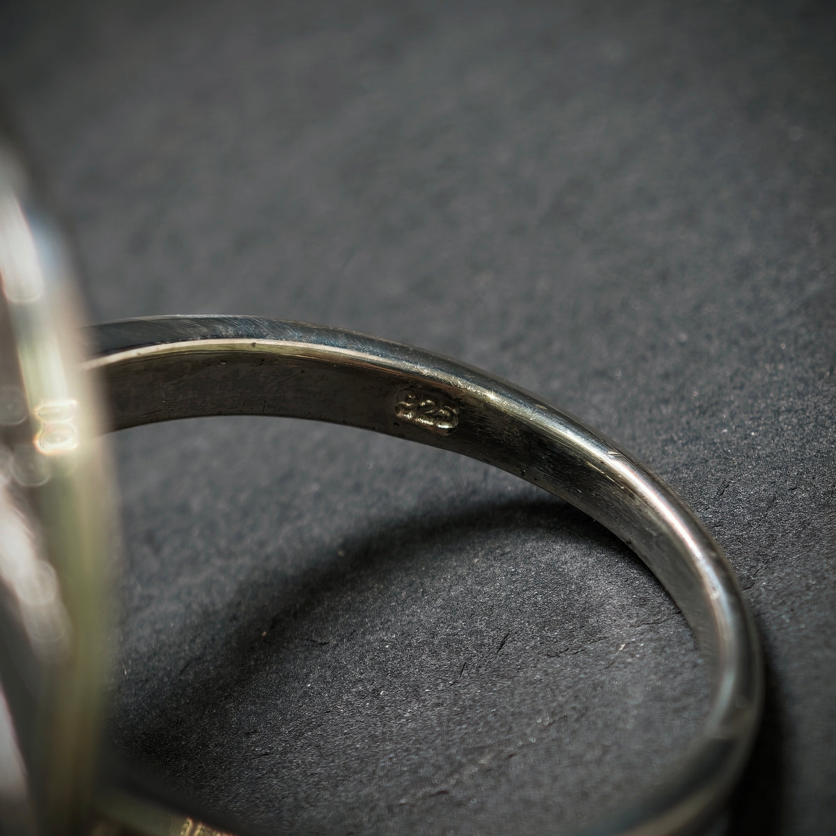 Ring 925/- Silber mit 28 Zirkonias
