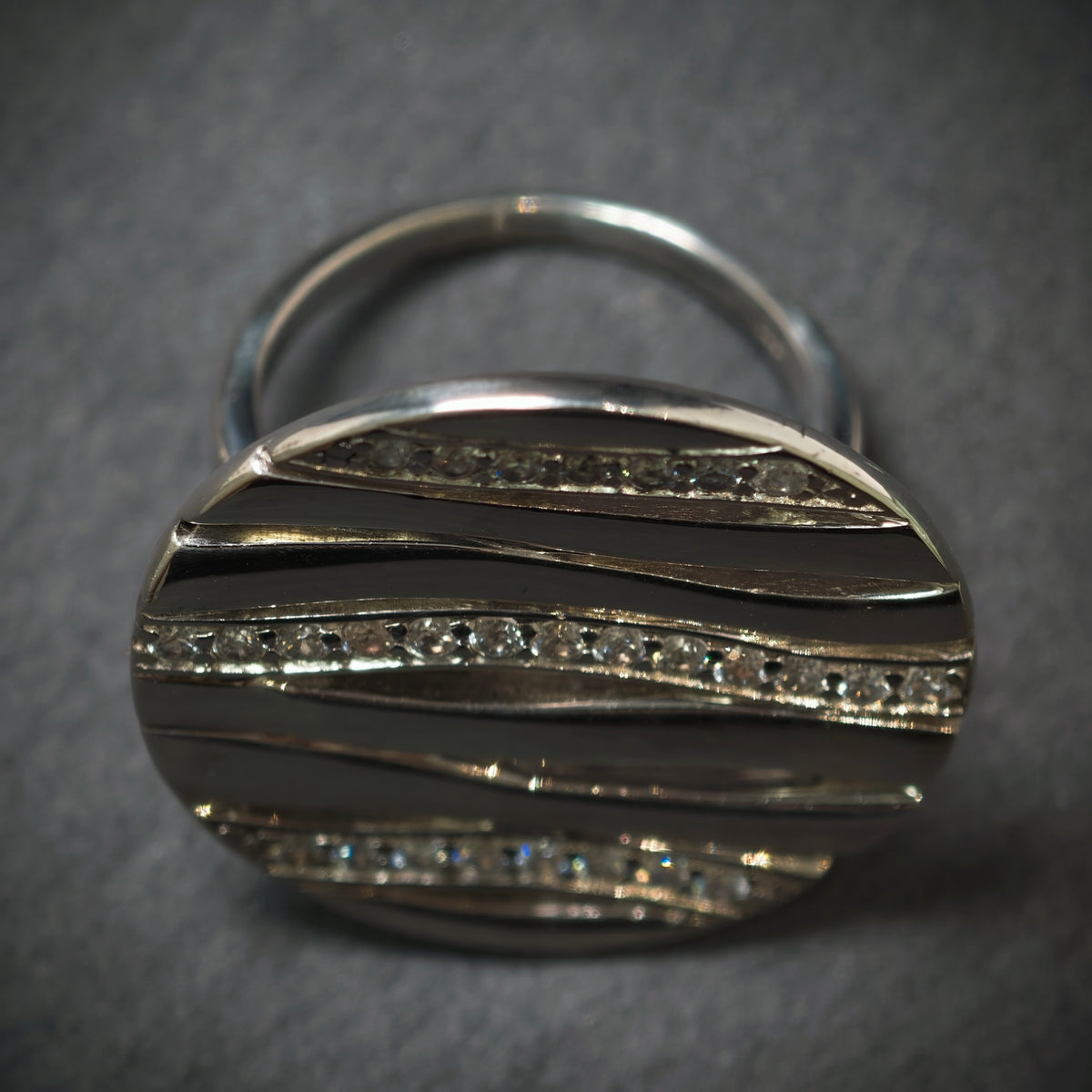 Ring 925/- Silber mit 28 Zirkonias