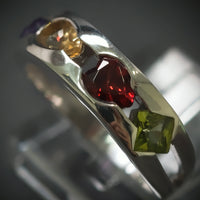 Ring 925/- Silber mit 4 Zirkonias