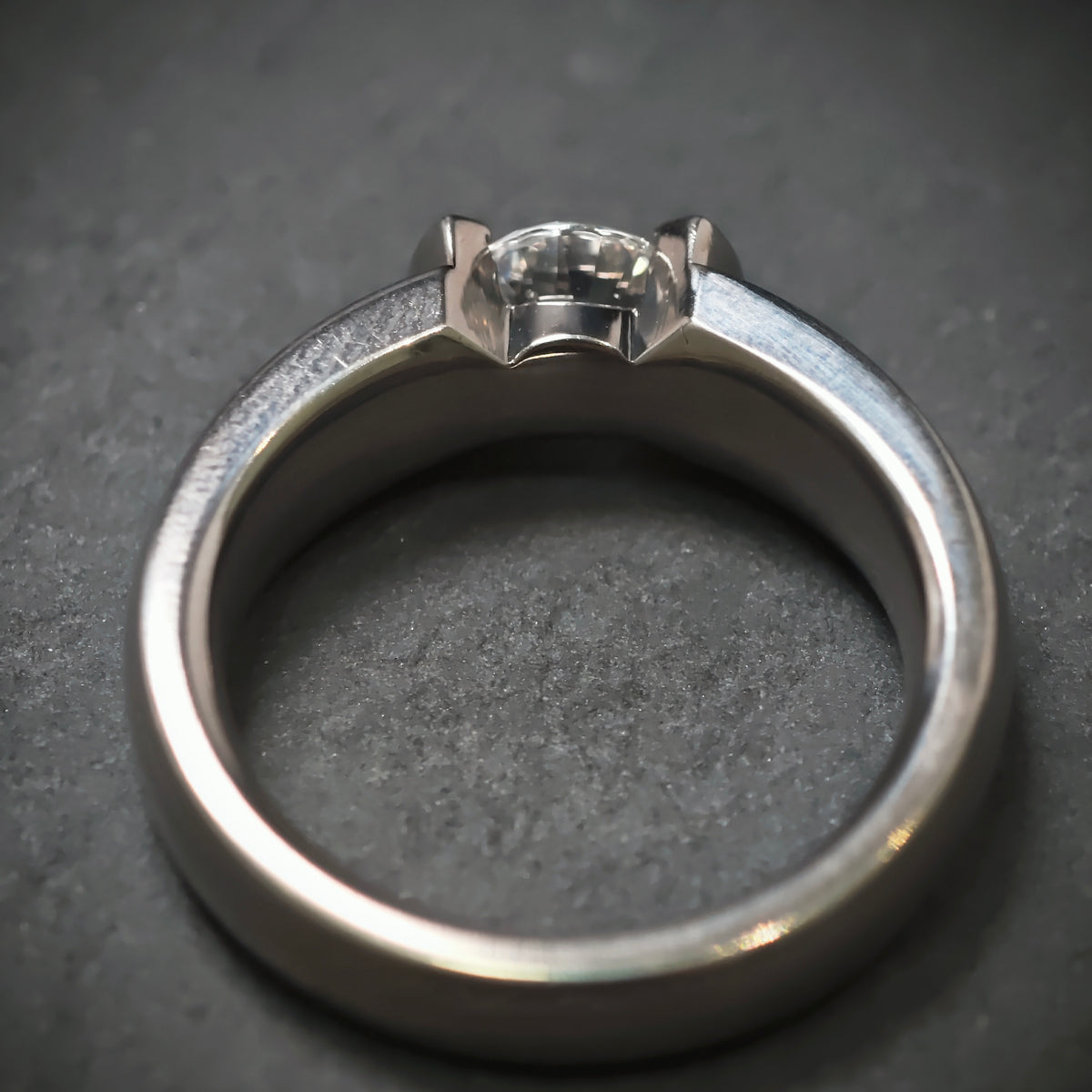 Titanring mit 1 Zirkonia
