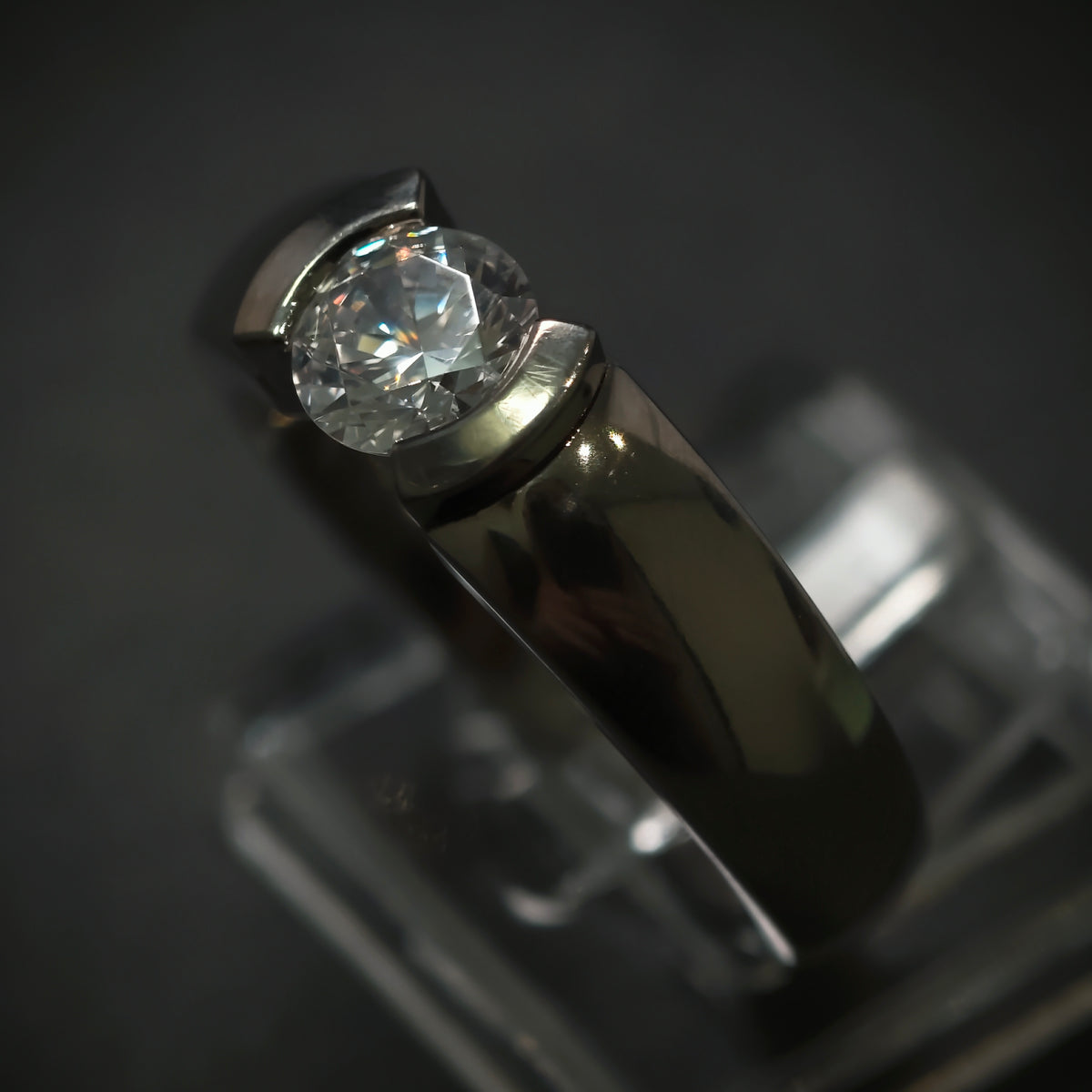 Titanring mit 1 Zirkonia