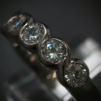 Titanring mit 5 Zirkonias